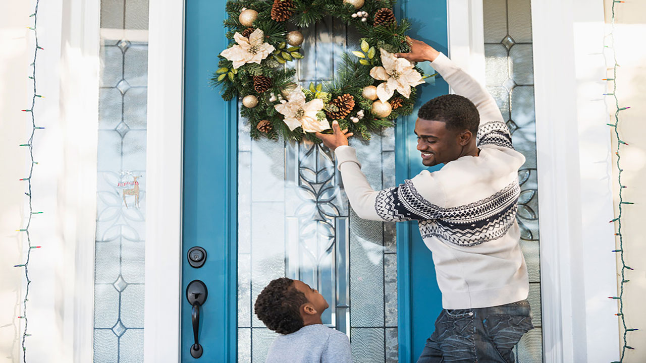 get-into-the-holiday-spirit-with-these-decorating-tips-dont-forget-the-wreath